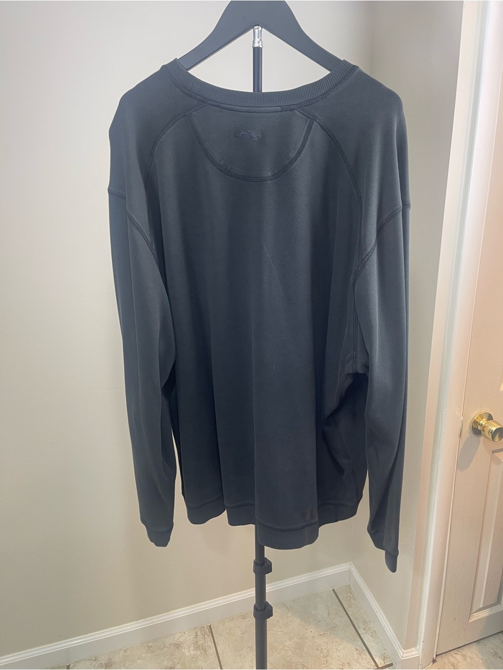 Tommy Bahama Men's Crewneck Sweater - Black - Picture 3 of 3